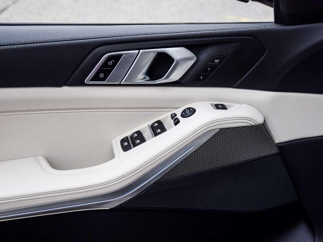 2022 BMW X5 xDrive40i 4dr All-Wheel Drive Sports Activity Vehicle Photo
