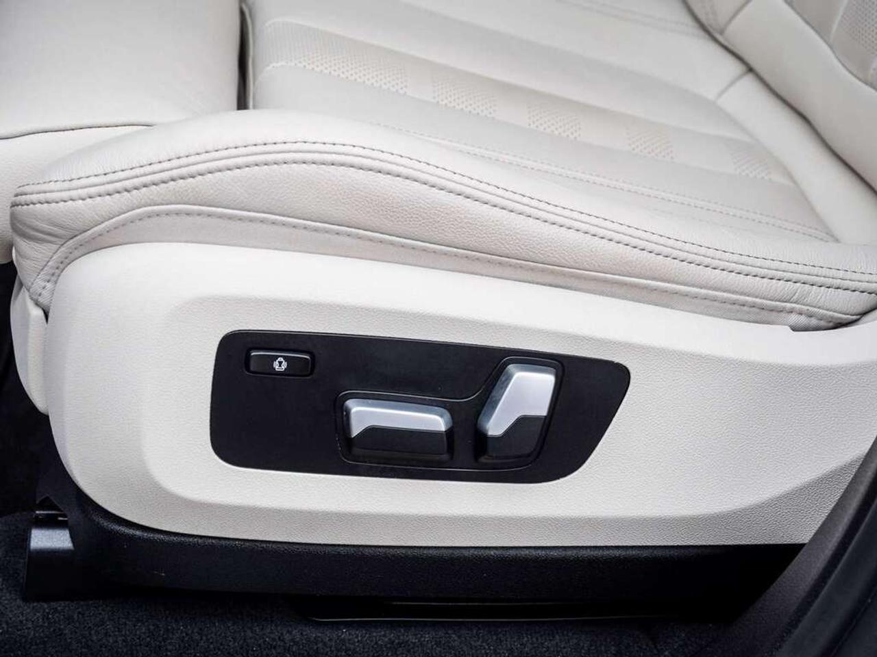 2022 BMW X5 xDrive40i 4dr All-Wheel Drive Sports Activity Vehicle Photo