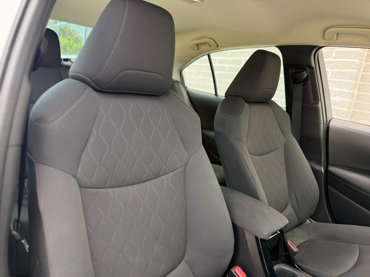 2022 Toyota Corolla LE Photo