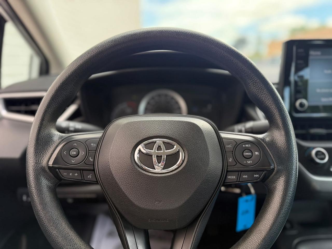 2022 Toyota Corolla LE Photo