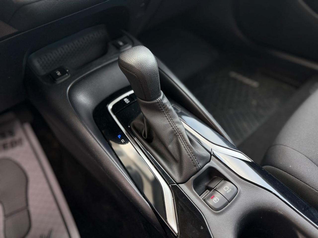 2022 Toyota Corolla LE Photo