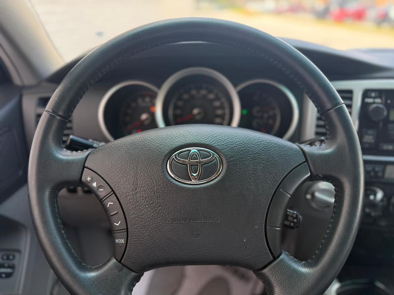 2006 Toyota 4Runner Limited Photo