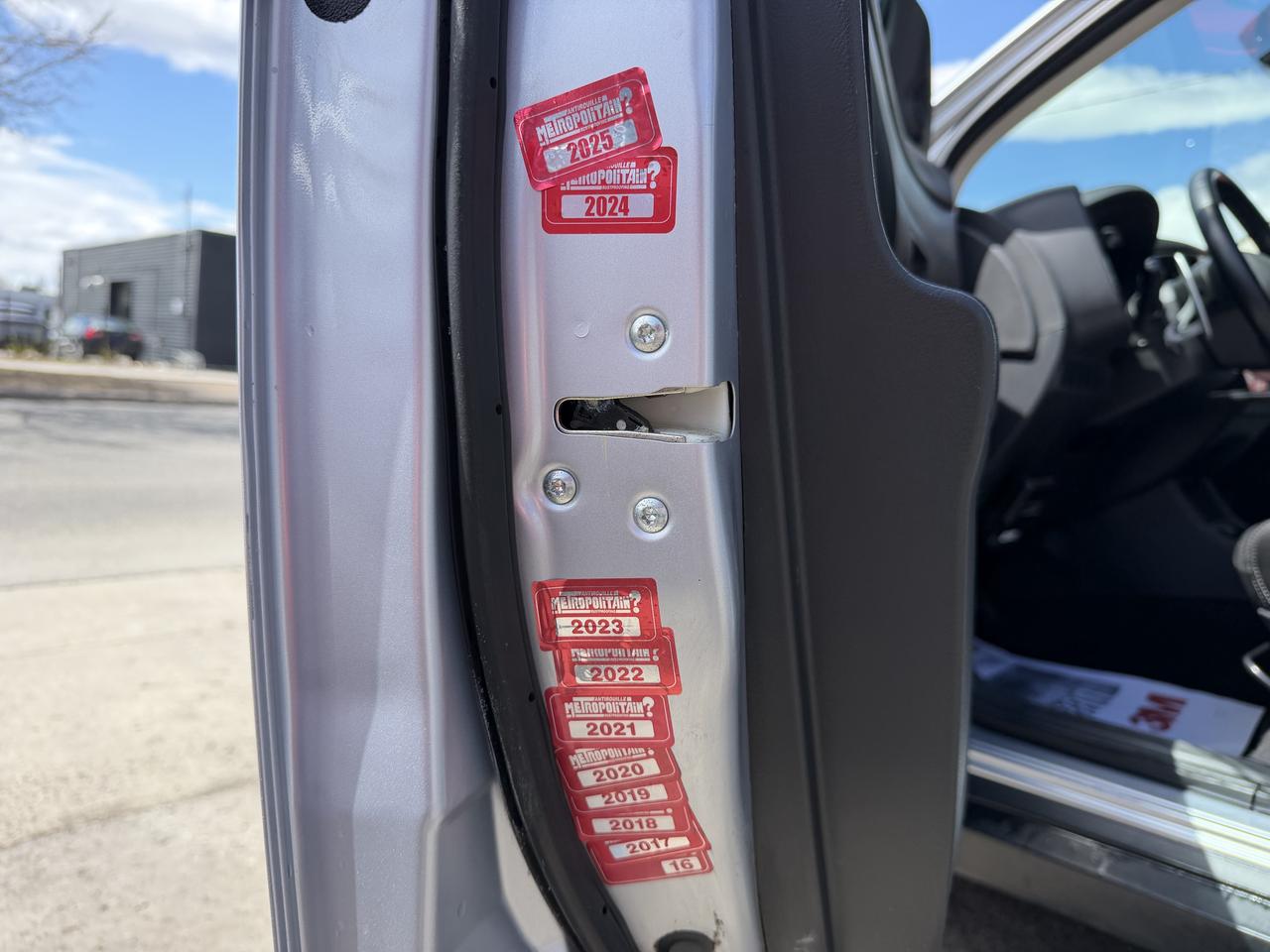 2016 Mitsubishi Outlander SE V6 7-PASSENGER Photo