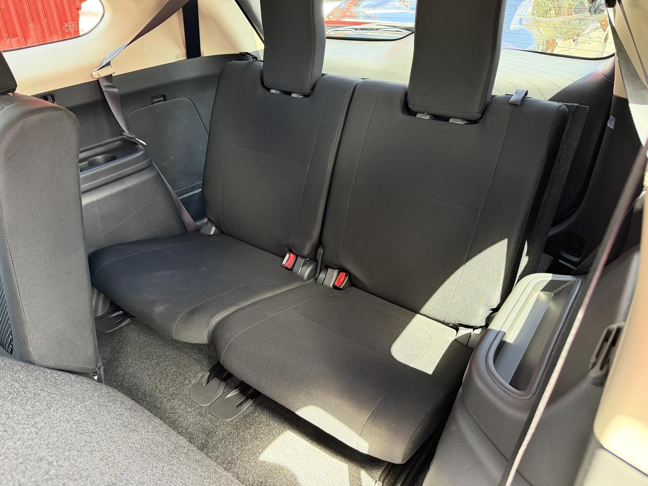 2016 Mitsubishi Outlander SE V6 7-PASSENGER Photo