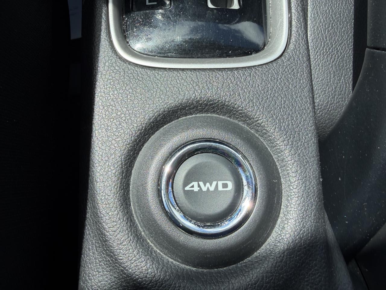 2016 Mitsubishi Outlander SE V6 7-PASSENGER Photo