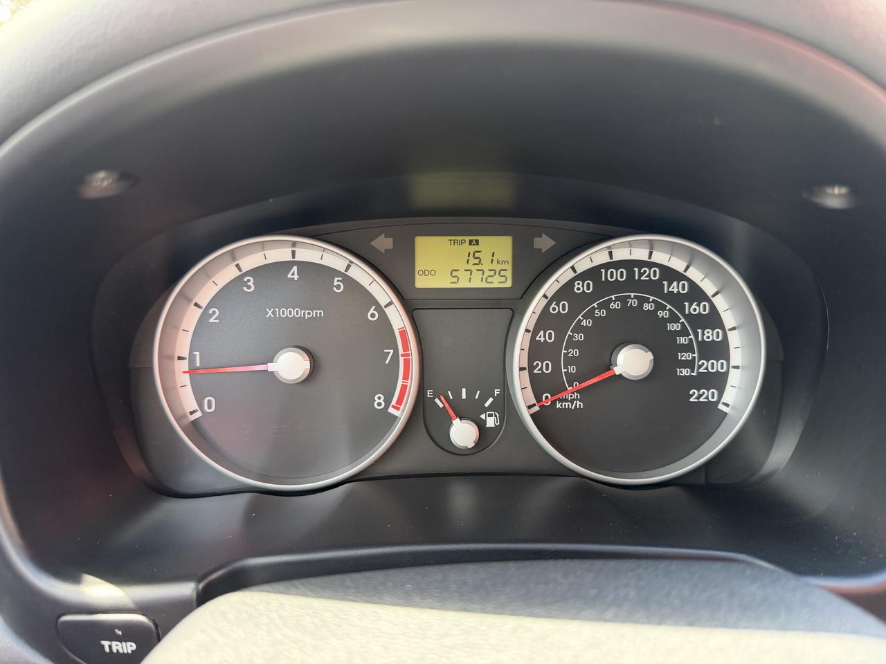 2009 Hyundai Accent SE Photo
