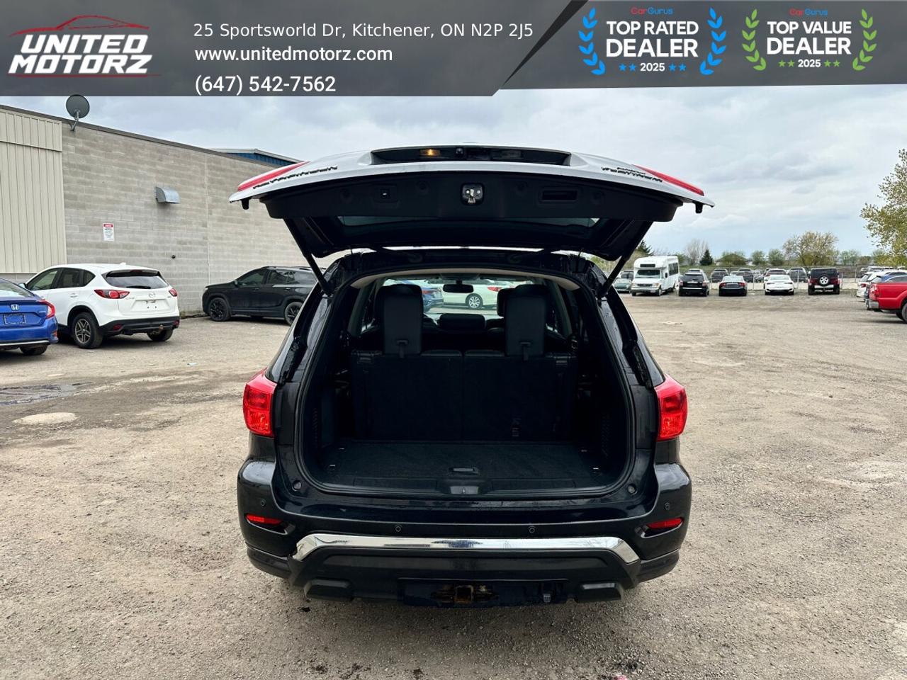 2018 Nissan Pathfinder Platinum~NO ACCIDENTS~ ONE OWNER~ Photo