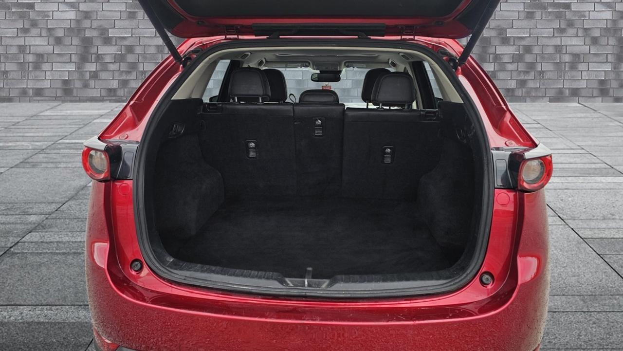 2017 Mazda CX-5 GT Photo