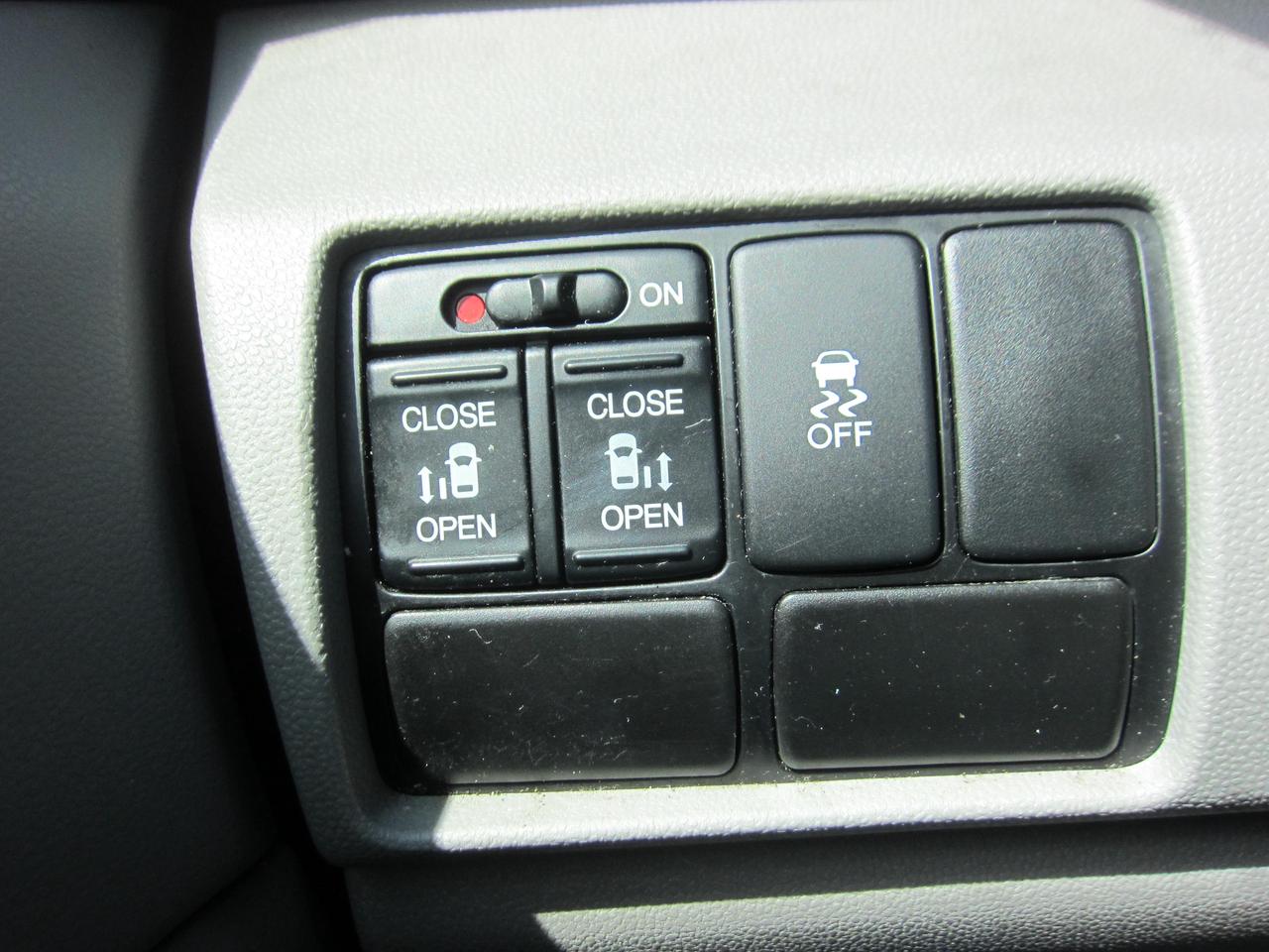 2012 Honda Odyssey EX Photo