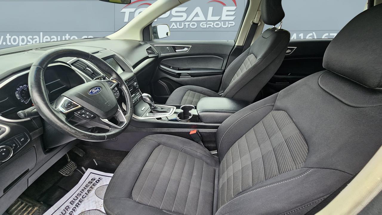 2018 Ford Edge SEL Photo