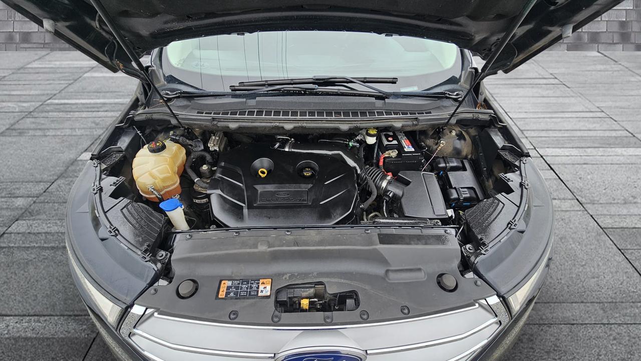 2018 Ford Edge SEL Photo