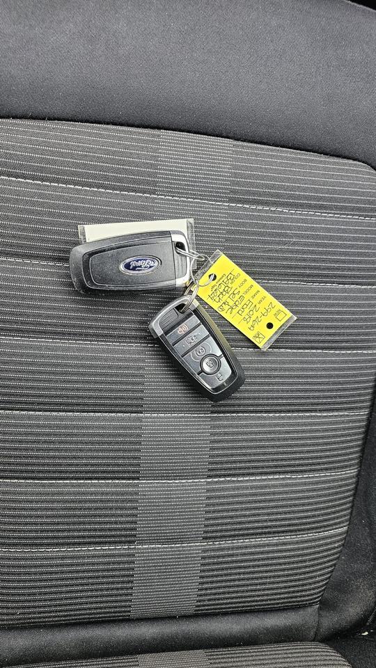2018 Ford Edge SEL Photo
