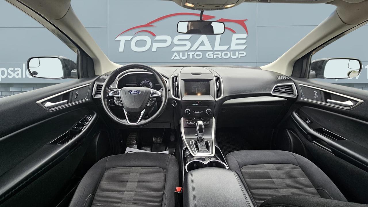 2018 Ford Edge SEL Photo