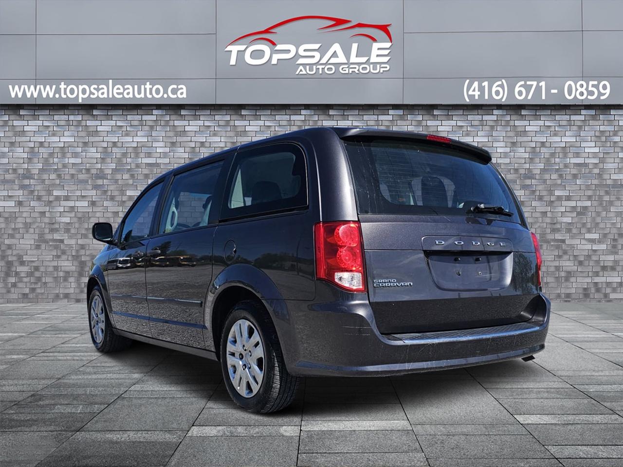 2017 Dodge Grand Caravan CANADA VALUE PACKAGE Photo2
