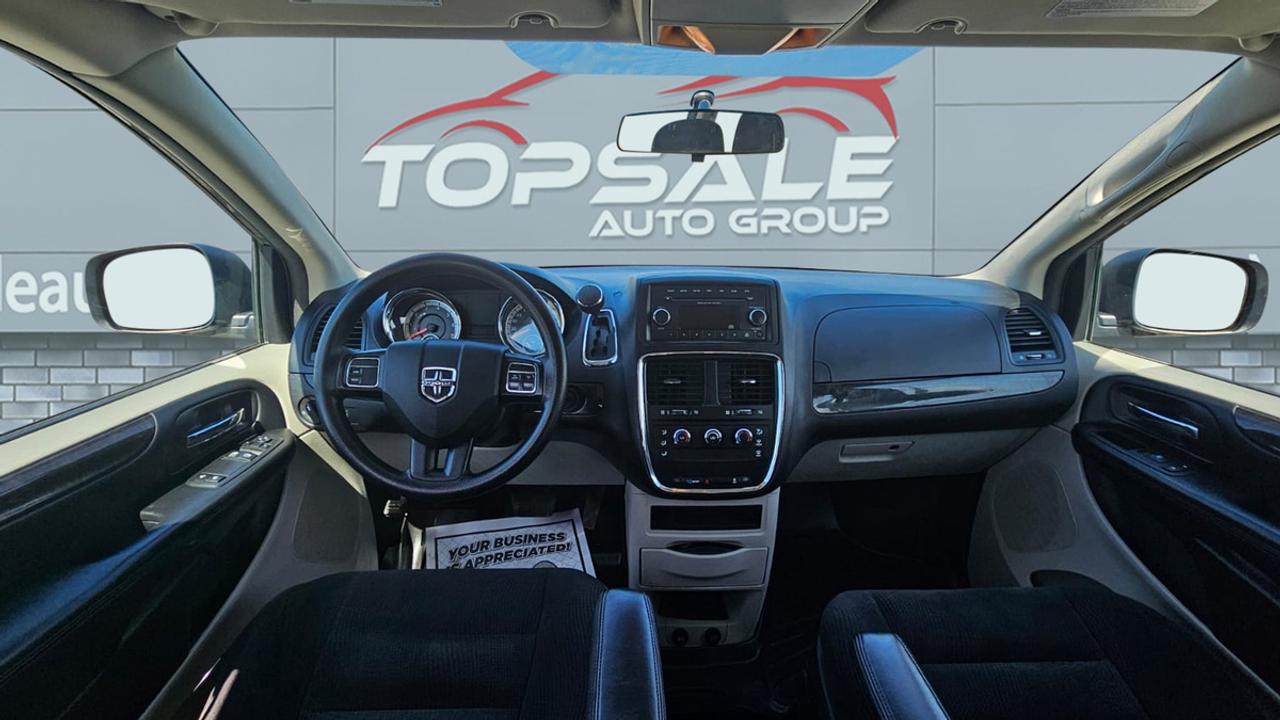 2017 Dodge Grand Caravan CANADA VALUE PACKAGE Photo