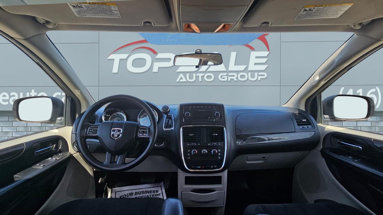 2017 Dodge Grand Caravan CANADA VALUE PACKAGE Photo
