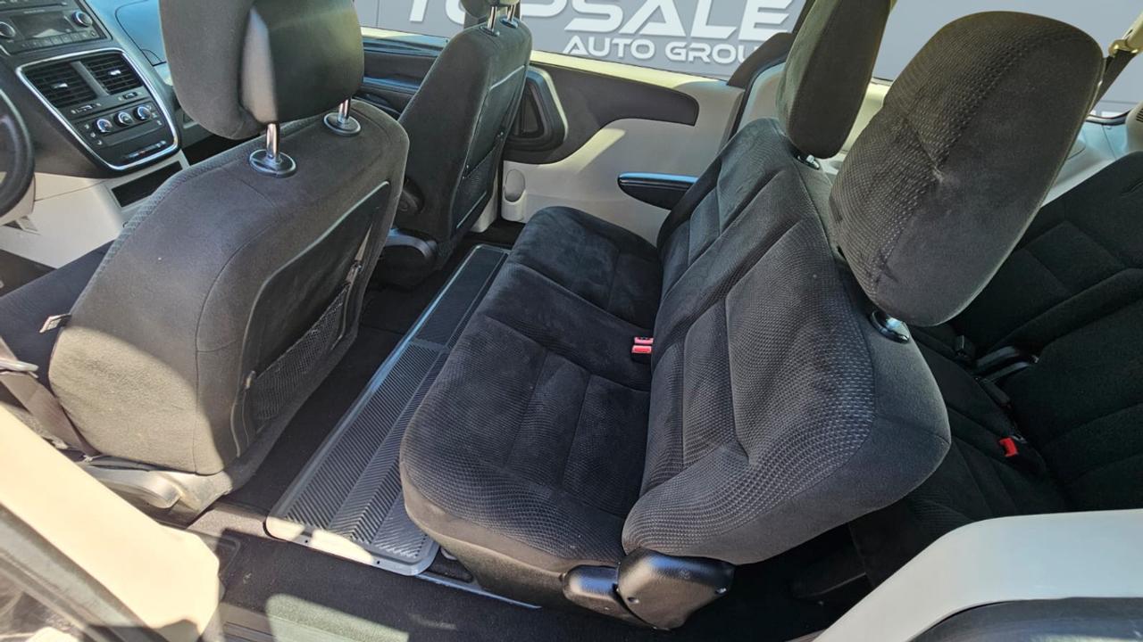 2017 Dodge Grand Caravan CANADA VALUE PACKAGE Photo