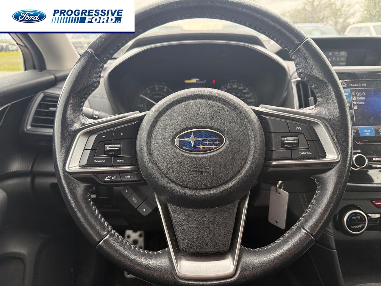 2018 Subaru Impreza Touring (CVT) 4dr Sedan Photo