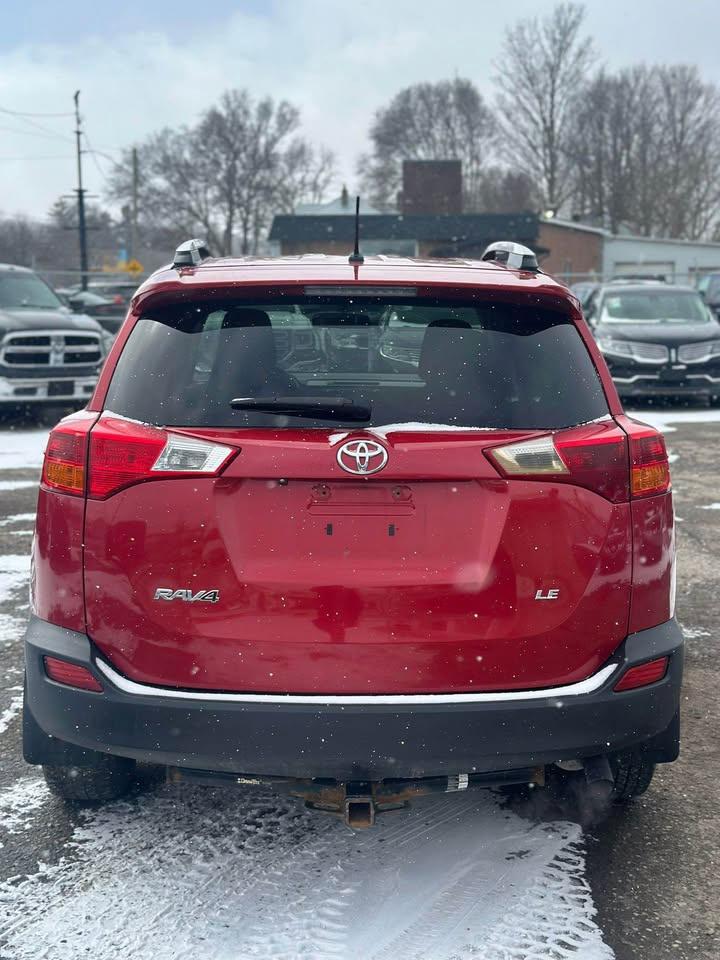 2014 Toyota RAV4 LE Photo