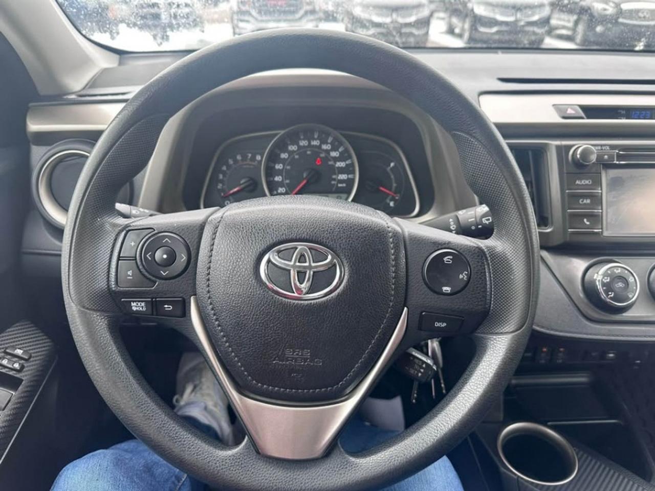 2014 Toyota RAV4 LE Photo