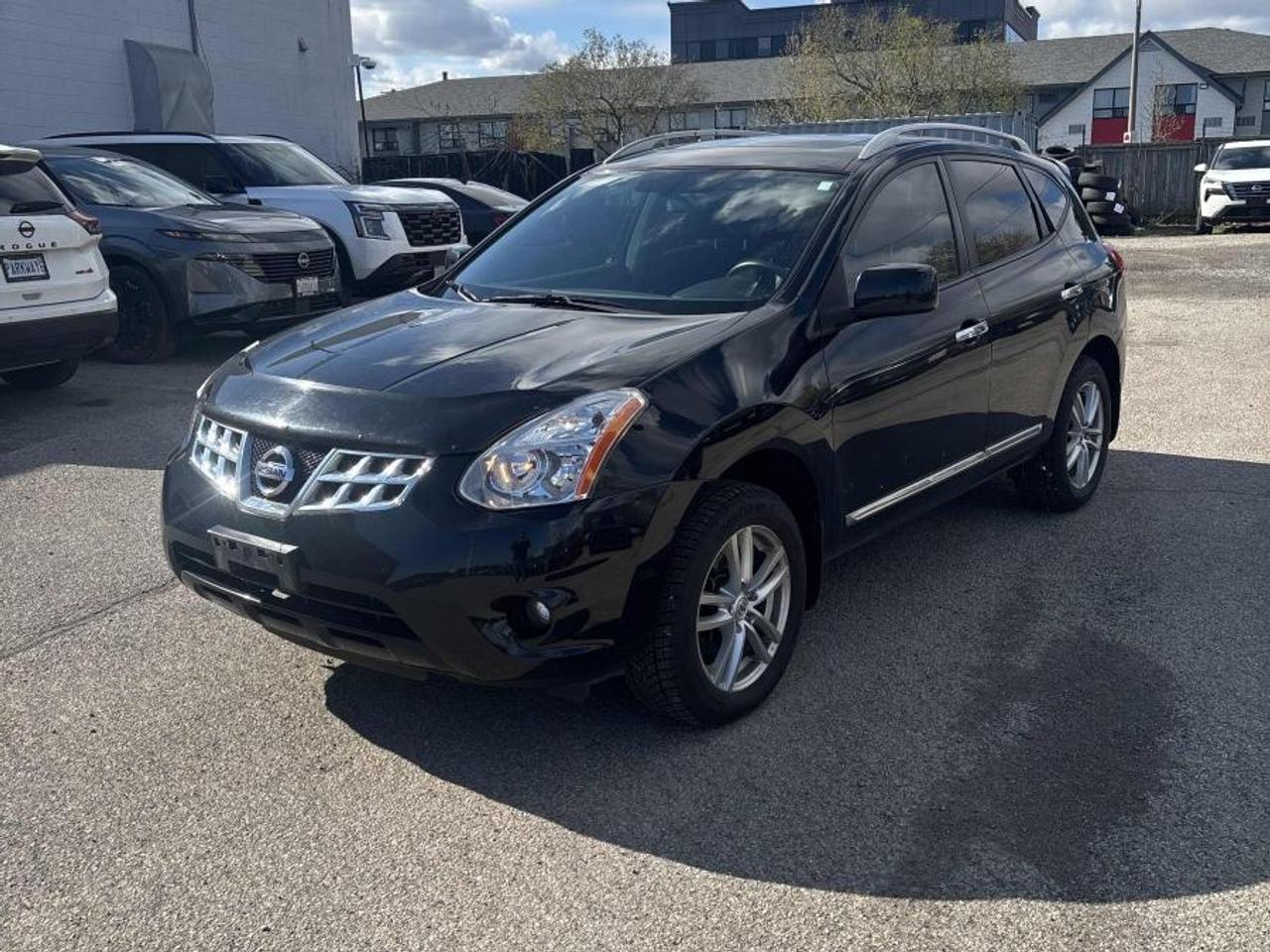 2011 Nissan Rogue SV AWD | VERY CLEAN Photo