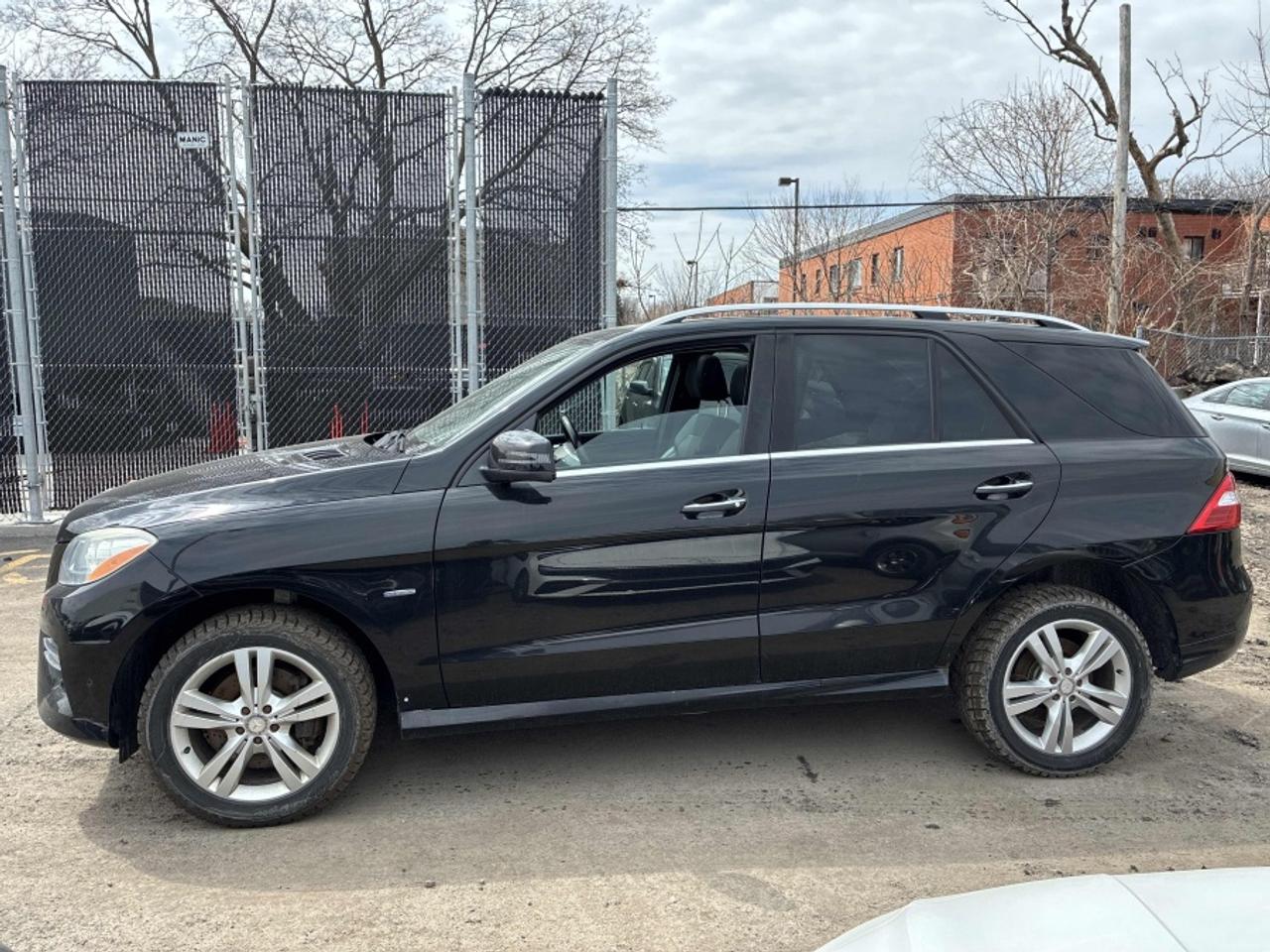 2012 Mercedes-Benz M-Class ML 350 BLUETEC | LOW KM | GREAT SERVICE HSTORY Photo
