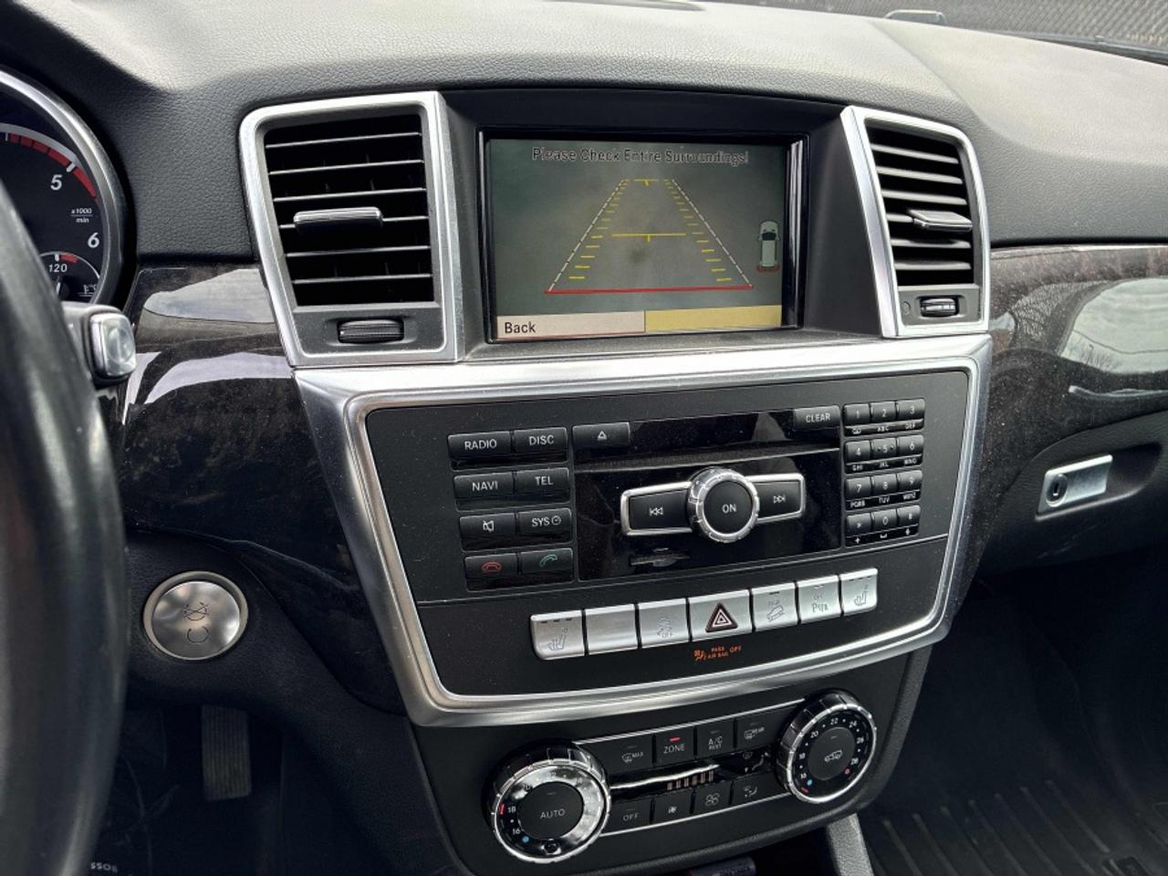 2012 Mercedes-Benz M-Class ML 350 BLUETEC | LOW KM | GREAT SERVICE HSTORY Photo4