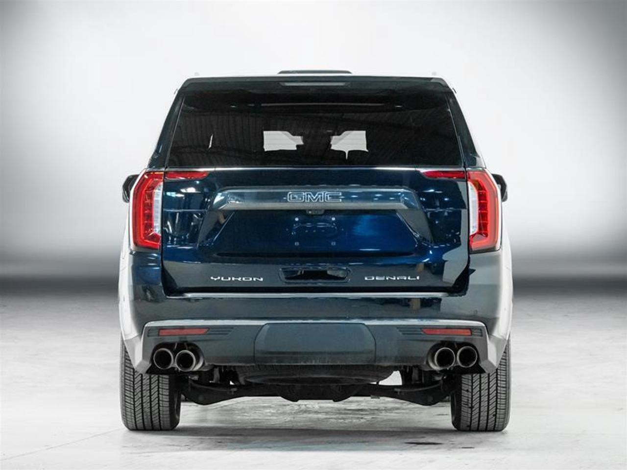 2024 GMC Yukon Denali Ultimate 4dr 4x4 Photo