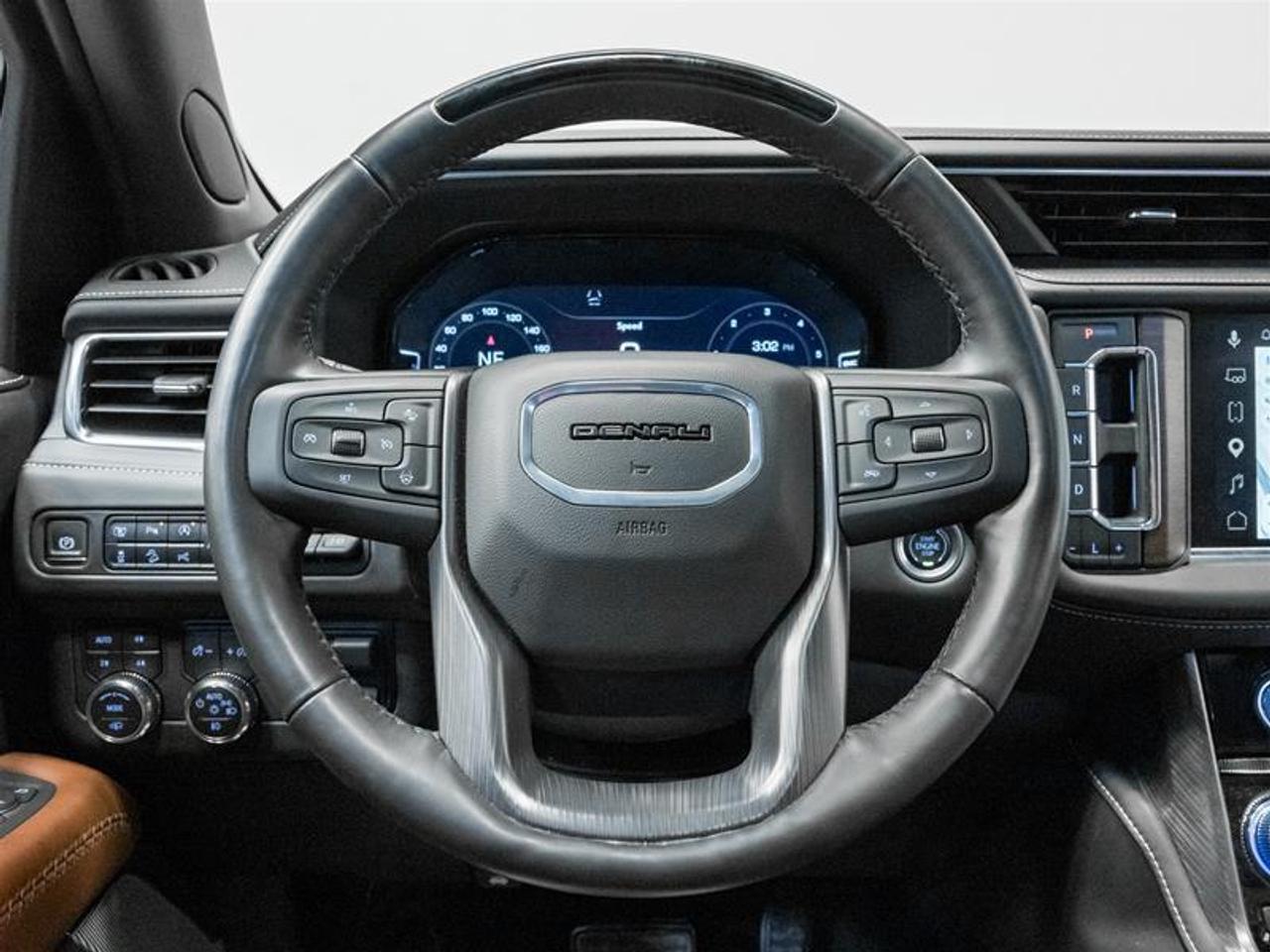 2024 GMC Yukon Denali Ultimate 4dr 4x4 Photo