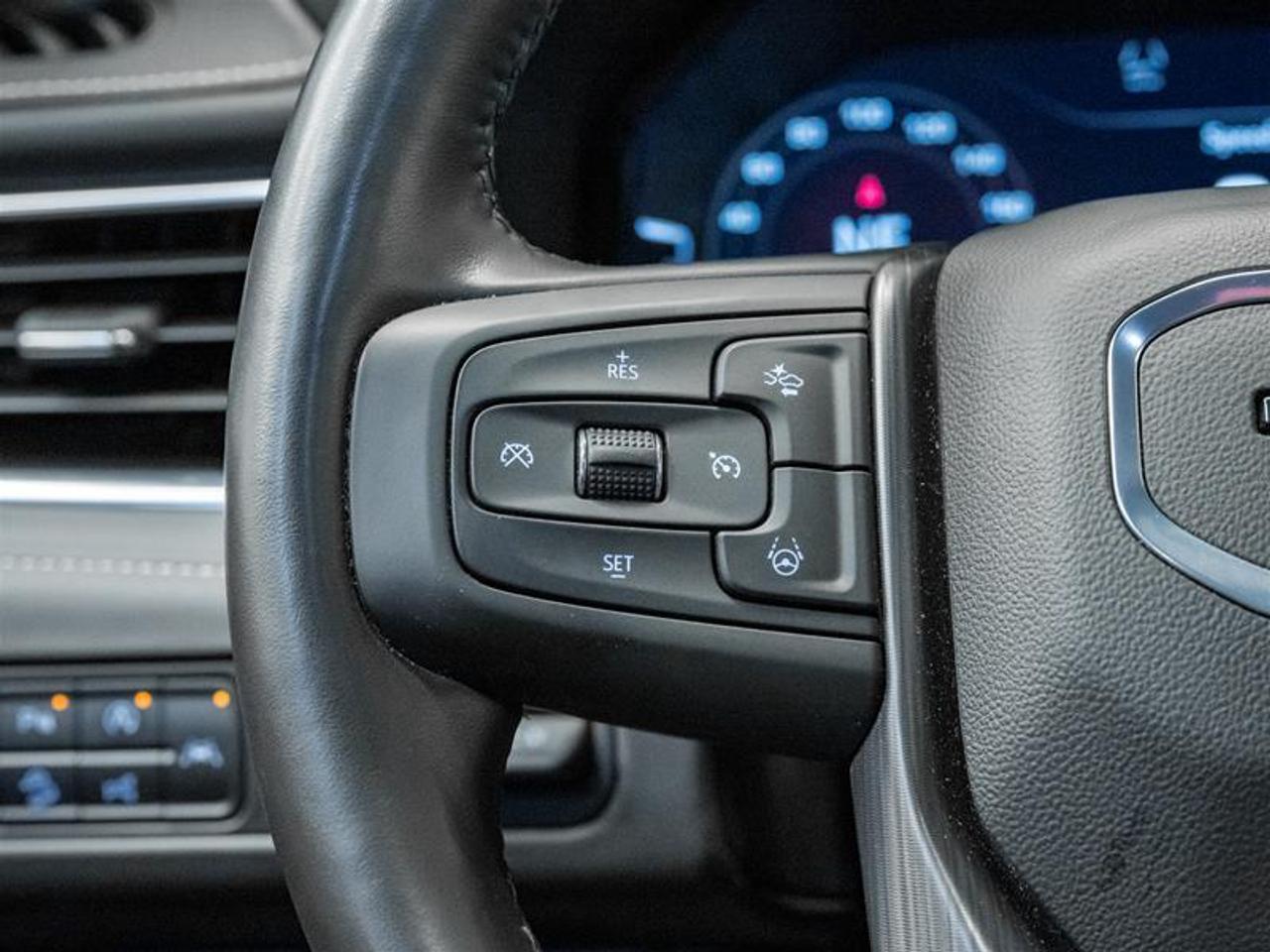 2024 GMC Yukon Denali Ultimate 4dr 4x4 Photo