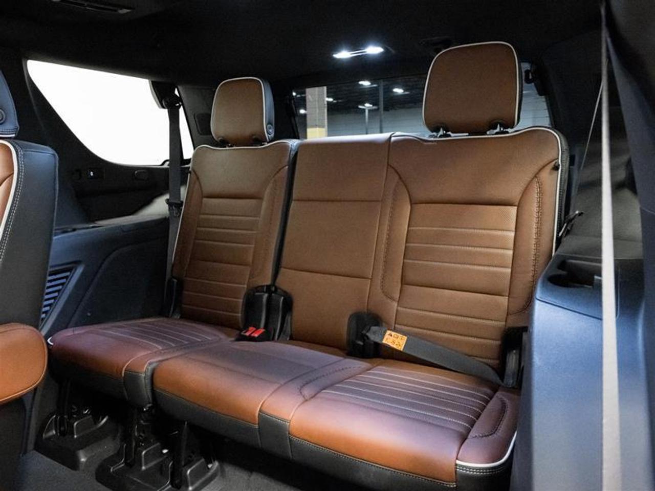 2024 GMC Yukon Denali Ultimate 4dr 4x4 Photo