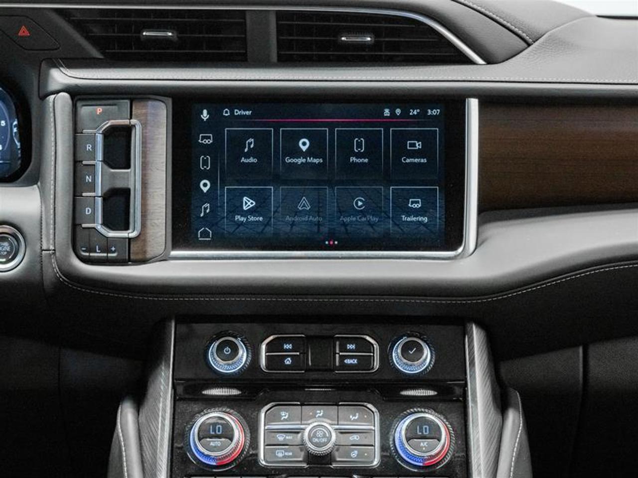 2024 GMC Yukon Denali Ultimate 4dr 4x4 Photo