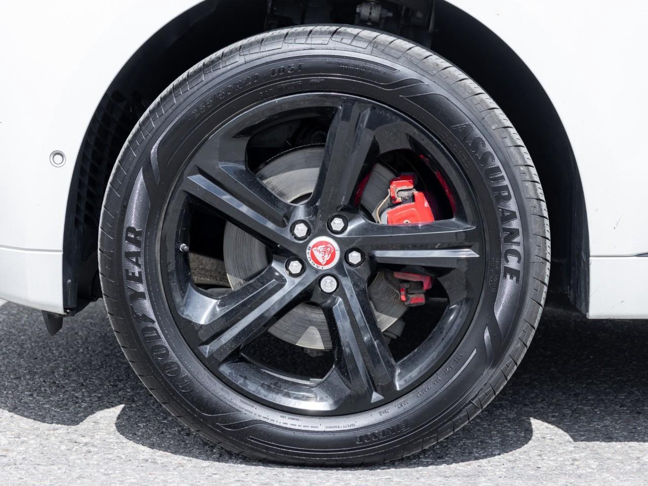 2019 Jaguar F-PACE S All-Wheel Drive Sport Utility Photo4