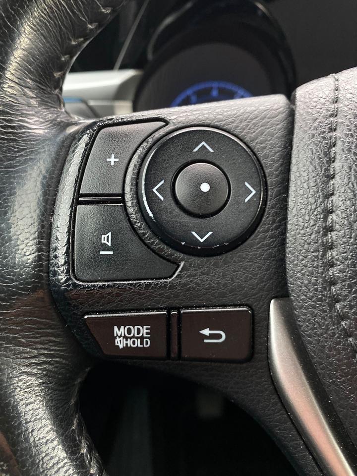 2016 Toyota Corolla SE | LEATHER | SUNROOF | NO ACCIDENT Photo