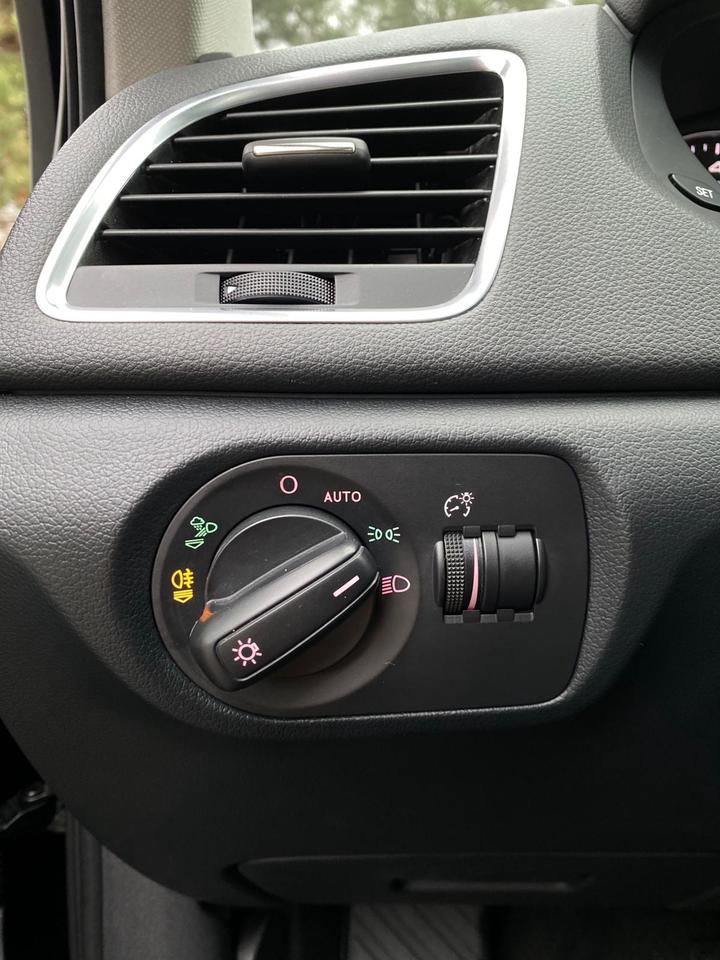 2018 Audi Q3 Komfort Tiptronic | NO ACCIDENT Photo