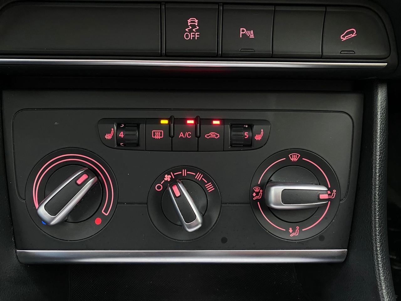 2018 Audi Q3 Komfort Tiptronic | NO ACCIDENT Photo