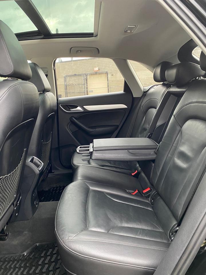 2018 Audi Q3 Komfort Tiptronic | NO ACCIDENT Photo