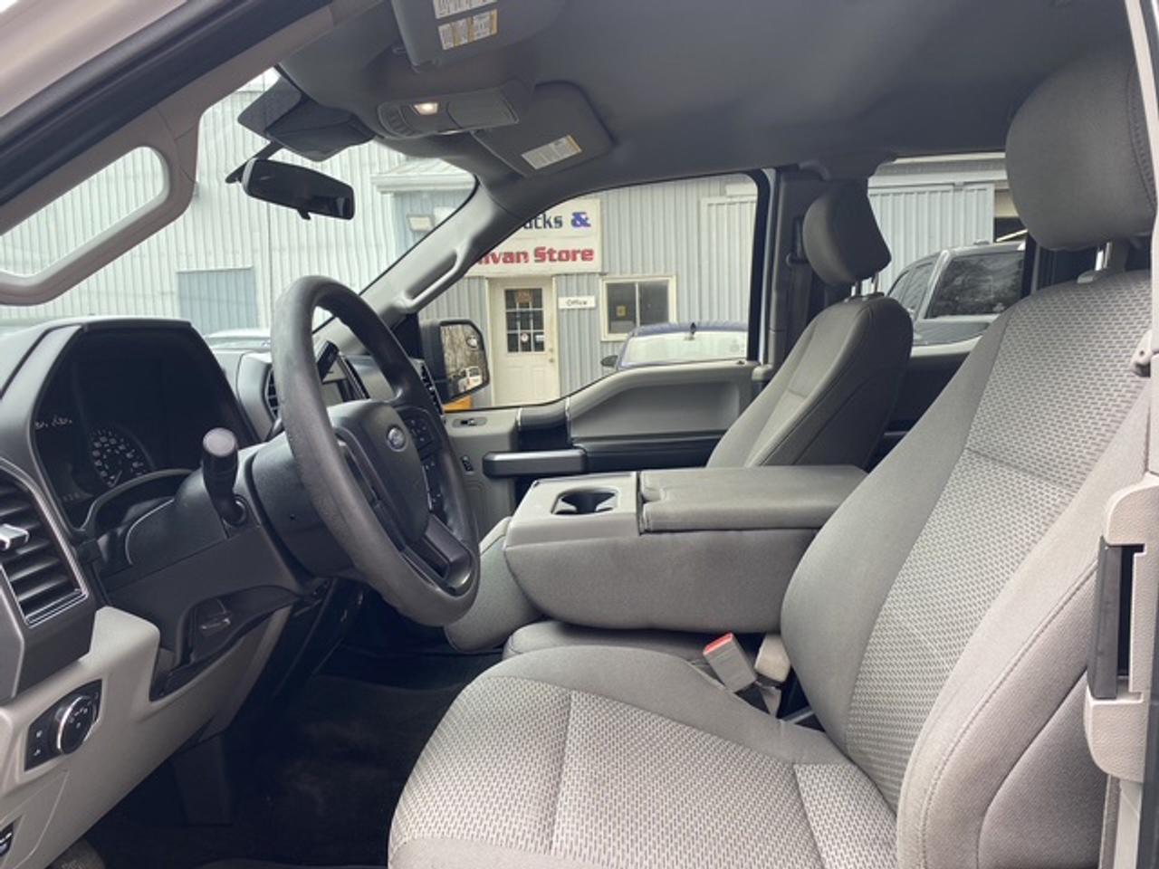 2020 Ford F-150 XLT EXTENDED CAB STD 4WD SUPERCAB 6.5' Photo