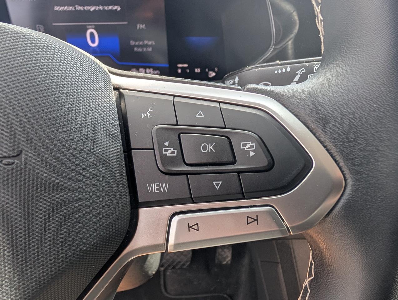 2022 Volkswagen Taos Comfortline 4dr All-Wheel Drive 4MOTION Photo