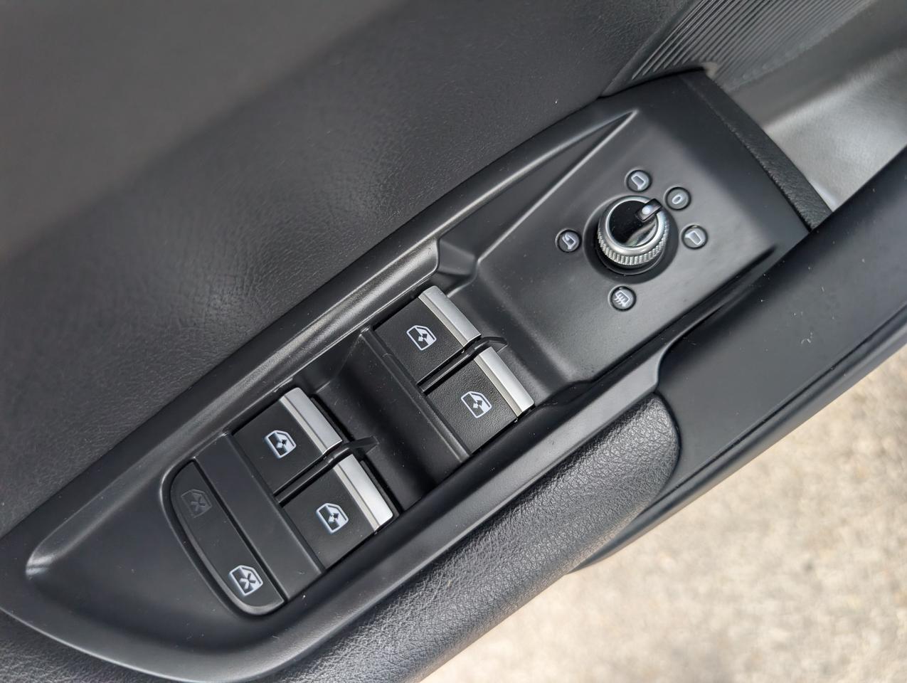 2018 Audi Q5 2.0T Technik 4dr All-wheel Drive quattro Sport Utility Photo