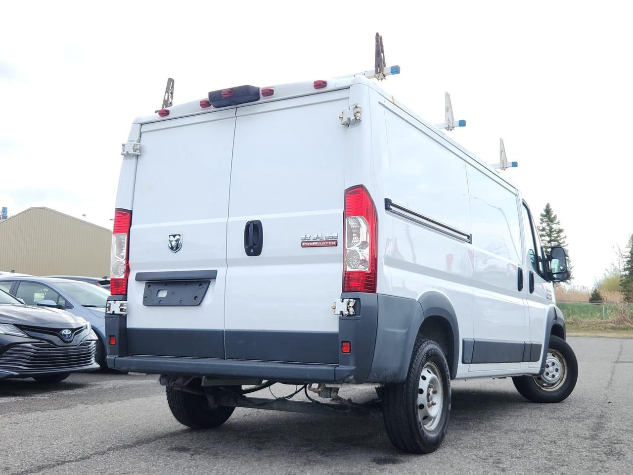 2018 RAM ProMaster 1500 Low Roof Cargo Van 136 in. WB Photo