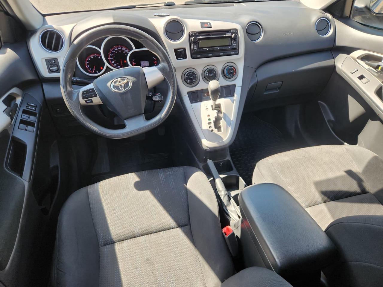 2014 Toyota Matrix Base (A4) 5dr Front-Wheel Drive Photo