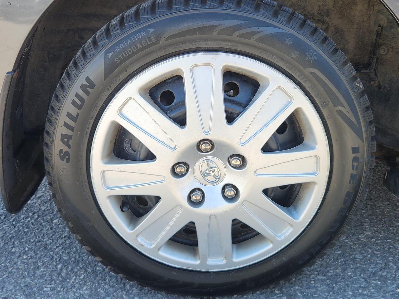 2014 Toyota Matrix Base (A4) 5dr Front-Wheel Drive Photo