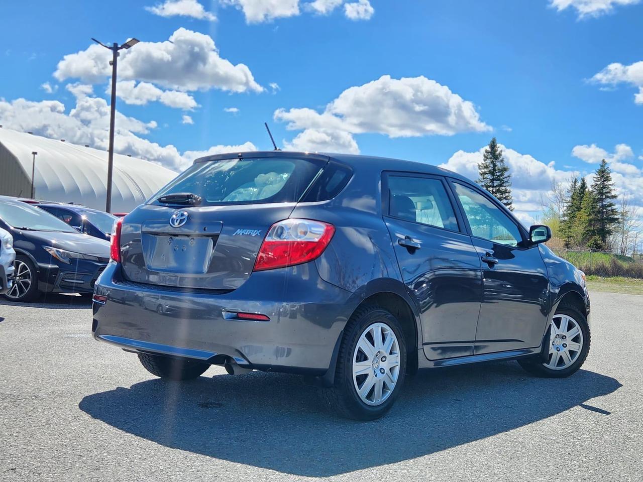 2014 Toyota Matrix Base (A4) 5dr Front-Wheel Drive Photo