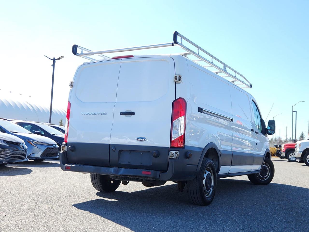 2018 Ford Transit-250 Base w/Sliding Pass-Side Cargo Door Low Roof Cargo Van 147.6 in. WB Photo