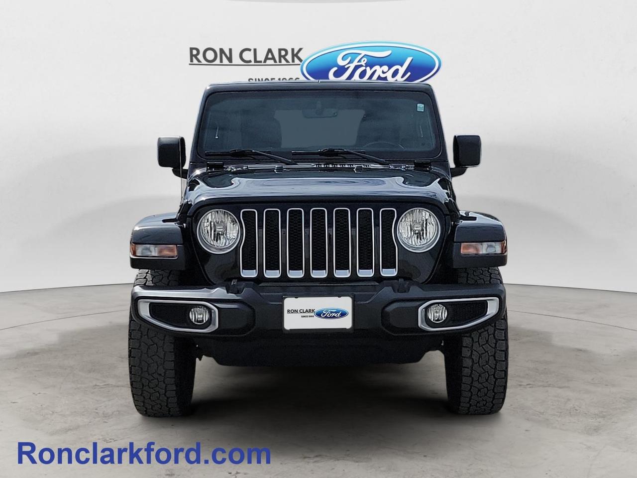 2020 Jeep WRANGLER UNLIMITED Sahara 4dr 4x4 Photo