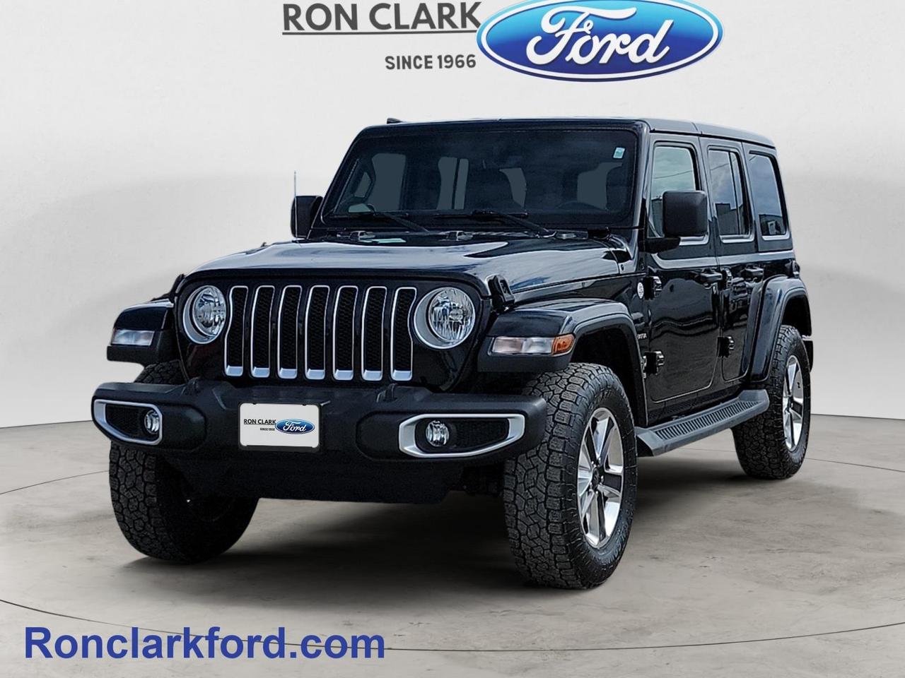 2020 Jeep WRANGLER UNLIMITED Sahara 4dr 4x4 Photo2