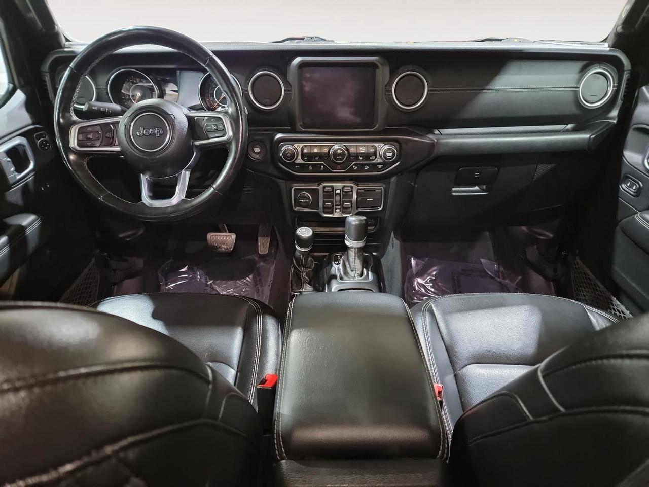 2020 Jeep WRANGLER UNLIMITED Sahara 4dr 4x4 Photo
