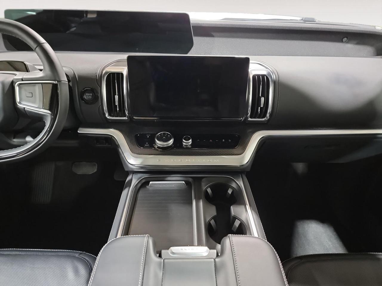 2025 Ford Expedition Platinum 4dr 4x4 Photo