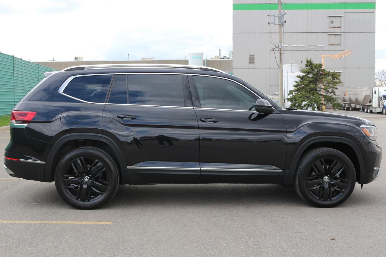 2023 Volkswagen Atlas SEL Photo
